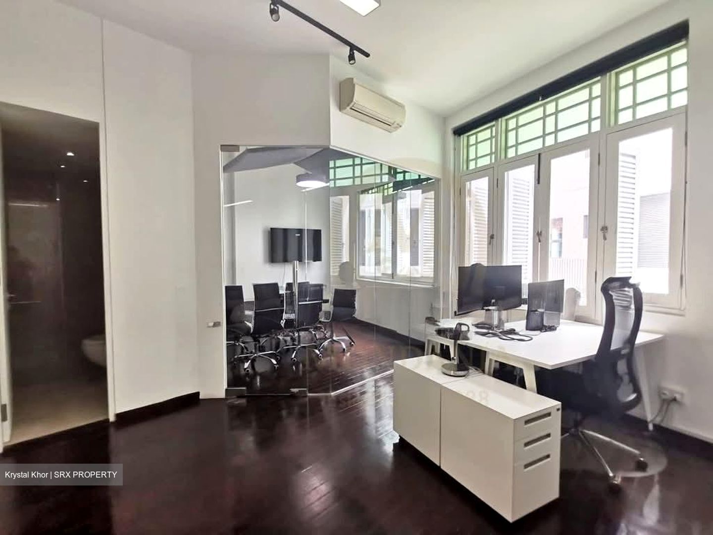 Gemmill Lane (D1), Office #595192811